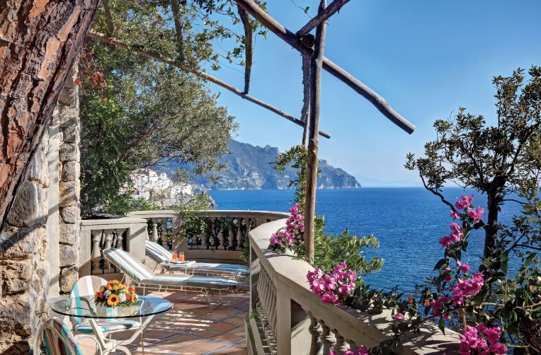 luxurious resorts on the Amalfi Coast