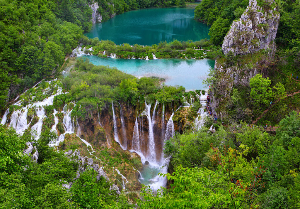 The Plitvice Lakes National Park: A paradise of waterfalls and lakes