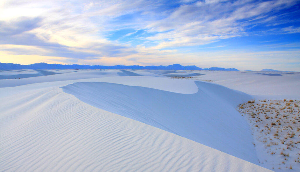 White Sands National Monument: A unique white sand desert in New Mexico