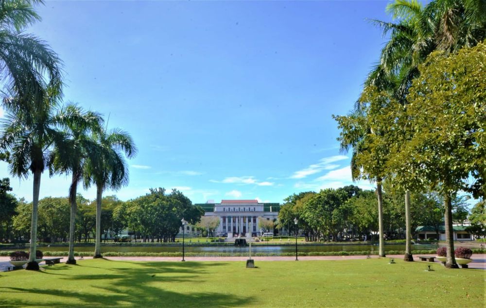 Immersing in the beauty of Capitol Park and Lagoon