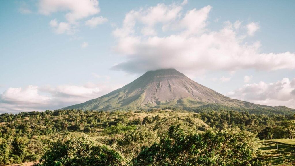 Volcanic Attractions: Exploring the Magnificent Volcanic Landscape