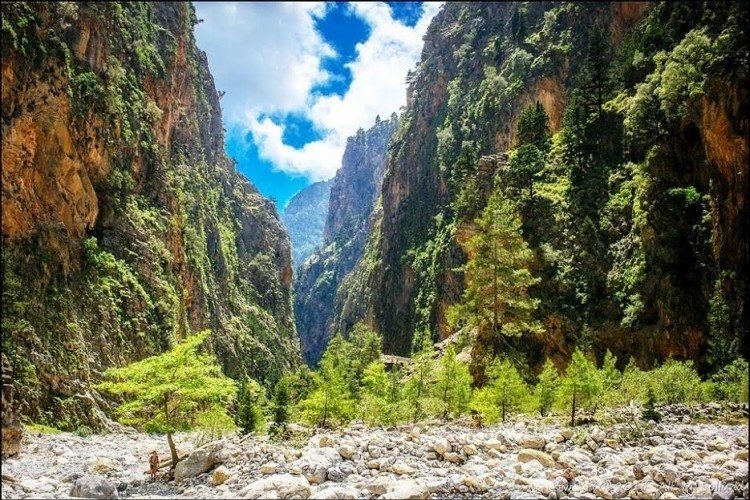 Hiking the Samaria Gorge