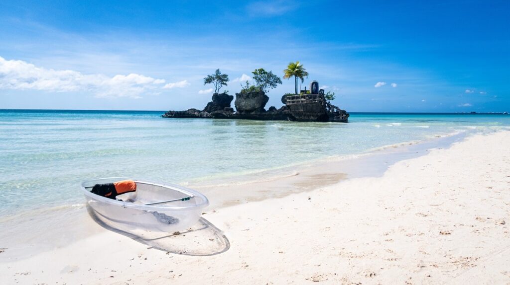 Boracay: Relaxing on the White Sand Beaches