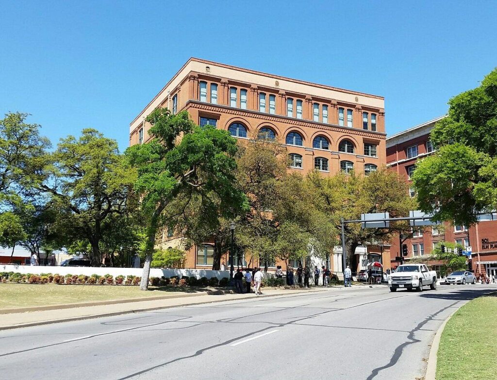 Sixth Floor Museum at Dealey Plaza